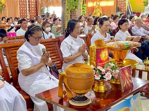 ภาพ No.258909:วันที่ 19 ตุลาคม พ.ศ. 2568 พิธีทอดกฐินสามัคคีทั่วไทย 30,000 วัด โดยคณะศิษยานุศิษย์ บูชาธรรม 81 ปี หลวงพ่อธัมมชโย ณ วัดโพรงมะเดื่อ อ.เมือง จ.นครปฐม