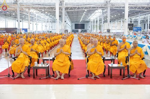 ภาพ No.124513:พิธีถวายรางวัล Guinness World Records "สถิตินั่งสมาธิและร่วมลงชื่อเพื่อสร้างสันติภาพโลก ด้วยจำนวนคนที่มากที่สุดในโลก" ณ สภาธรรมกายสากล วัดพระธรรมกาย วันมาฆบูชา เสาร์ที่ 24 กุมภาพันธ์ พ.ศ. 2567