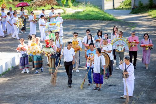 ภาพ No.269708:วันที่ 25 ตุลาคม พ.ศ. 2568 พิธีทอดกฐินสามัคคีทั่วไทย ณ วัดป่าแดง ต.ป่าแดง  อ.ชาติตระการ จ.พิษณุโลก โดยคณะศิษยานุศิษย์ บูชาธรรม 81 ปี หลวงพ่อธัมมชโย