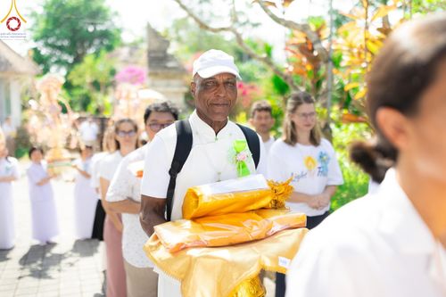 ภาพ No.163582:พิธีทอดกฐินสามัคคี ณ วัดพุทธบาหลี เกาะบาหลี ประเทศอินโดนีเซีย วันอาทิตย์ที่ 20 ตุลาคม พ.ศ. 2567