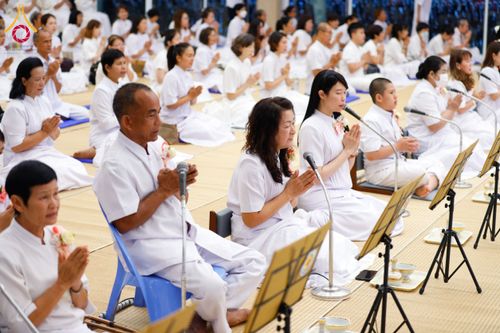 ภาพ No.128098:พิธีถวายภัตตาหารเป็นสังฆทาน แด่คณะพระธรรมยาตราฯ ในโครงการธรรมยาตราอัญเชิญพระบรมสารีริกธาตุ  ประดิษฐาน ณ มหารัตนเจดีย์สิริปทุมสวรรค์ อ.บางกล่ำ จ.สงขลา วันที่ 10 มีนาคม พ.ศ. 2567