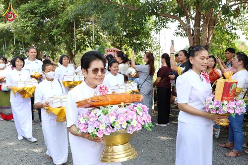 ภาพ No.183696:พิธีทอดกฐิน ณ ที่พักสงฆ์สำนักปฎิบัติธรรมศรีมงคล ต.บางแม่นาง อ.บางใหญ่ จ.นนทบุรี  ในโครงการทอดกฐินสามัคคีทั่วไทย 30,000 วัด บูชาธรรม 80 ปี หลวงพ่อธัมมชโย โดยคณะศิษยานุศิษย์วัดพระธรรมกาย วันที่ 10 พฤศจิกายน พ.ศ. 2567