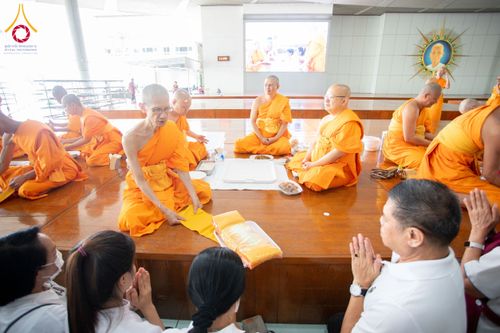 ภาพ No.209858:วันพุธที่ 26 กุมภาพันธ์ พ.ศ. 2568 พิธีบุพเปตพลี ครั้งที่ 159 ณ หอฉันคุณยายอาจารย์จันทร์ขนนกยูง วัดพระธรรมกาย