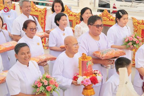 ภาพ No.178952:พิธีทอดกฐิน ณ วัดป่าเกด อ.พระประแดง จ.สมุทรปราการ ในโครงการกฐินสามัคคีทั่วไทย 30,000 วัด บูชาธรรม 80 ปี หลวงพ่อธัมมชโย โดยคณะศิษยานุศิษย์วัดพระธรรมกาย วันที่ 10 พฤศจิกายน พ.ศ. 2567