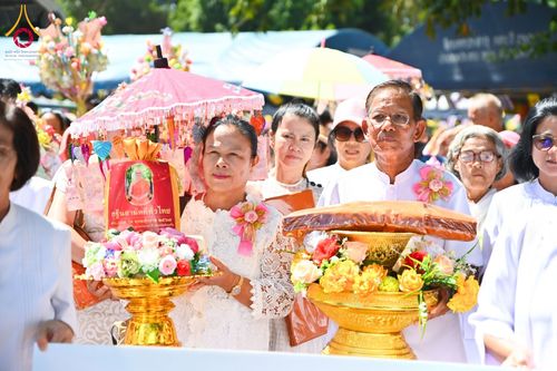 ภาพ No.182887:พิธีทอดกฐิน ณ วัดเทพประทาน อ.ท่าตะเกียบ จ.ฉะเชิงเทรา ในโครงการทอดกฐินสามัคคีทั่วไทย 30,000 วัด บูชาธรรม 80 ปี หลวงพ่อธัมมชโย โดยคณะศิษยานุศิษย์วัดพระธรรมกาย วันที่ 9 พฤศจิกายน พ.ศ. 2567