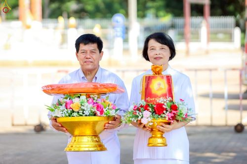 ภาพ No.262554:วันที่ 21 ตุลาคม พ.ศ. 2568 พิธีทอดกฐินสามัคคีทั่วไทย 30,000 วัด โดยคณะศิษยานุศิษย์ บูชาธรรม 81 ปี หลวงพ่อธัมมชโย ณ วัดกงไกรลาศ ต.กง อ.กงไกรลาศ จ.สุโขทัย