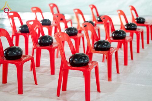 ภาพ No.229379:วันเสาร์ที่ 21 มิถุนายน พ.ศ. 2568 พิธีตักบาตรโครงการอุปสมบทหมู่ธรรมทายาท ระดับอุดมศึกษา รุ่นที่ 52 ภาคฤดูฝน ณ มหาวิหารคด คอร์ 9 วัดพระธรรมกาย