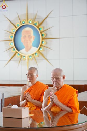 ภาพ No.211842:วันเสาร์ที่ 15 มีนาคม พ.ศ. 2568 พิธีถวายภัตตาหารเมนูสวรรค์ เพื่อการบรรลุธรรม ณ หอฉันคุณยายฯ วัดพระธรรมกาย