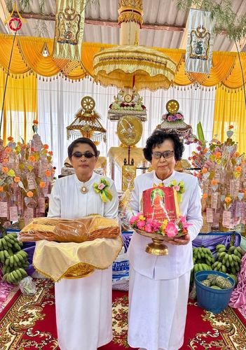 ภาพ No.177062:พิธีทอดกฐิน ณ วัดราษฎร์นิธิยาวาส จ.ชัยนาท ในโครงการทอดกฐินสามัคคีทั่วไทย 30,000 วัด บูชาธรรม 80 ปี หลวงพ่อธัมมชโย โดยคณะศิษยานุศิษย์วัดพระธรรมกาย วันที่ 10 พฤศจิกายน พ.ศ. 2567