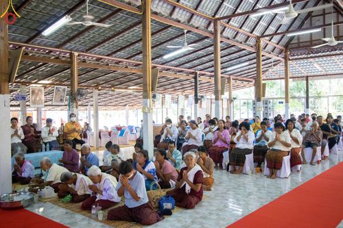 ภาพ No.92749:กฐินวัดมะขามเจรอะ ต.จันดุม อ.พลับพลาชัย จ.บุรีรัมย์ วันที่ 7 พฤศจิกายน พ.ศ. 2566