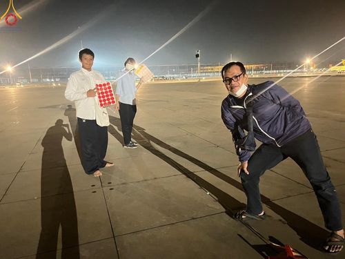 ภาพ No.120800:V.20 เป็นปลื้ม การเตรียมงาน เก็บงาน การรับบุญของเจ้าหน้าที่หน่วยงานต่างๆ เพื่อโครงการธรรมยาตรา กตัญญูบูชา มหาปูชนียาจารย์ พระมงคลเทพมุนี (สด จนฺทสโร) พระผู้ปราบมาร อนุสรณ์สถาน 7 แห่ง ปีที่ 12 ระหว่างวันที่ 2 - 31 มกราคม พ.ศ.2567