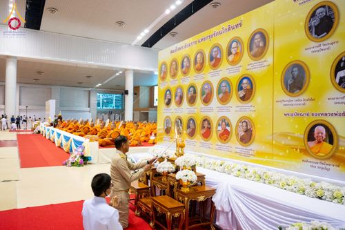 ภาพ No.120735:องค์กรปกครองส่วนท้องถิ่นปทุมฯ ร่วมคณะสงฆ์ ภาครัฐ ภาคเอกชน คณะศิษย์วัดพระธรรมกาย รวมใจพสกนิกรบำเพ็ญกุศลอุทิศถวายสมเด็จพระบูรพมหากษัตริยาธิราช พร้อมด้วยบูรพาจารย์ ผู้มีอุปการคุณต่อพระพุทธศาสนา และแผ่นดิน