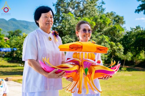 ภาพ No.179298:พิธีทอดกฐิน ณ ธุดงคสถานลำพูน อำเภอบ้านโฮ่ง จังหวัดลำพูน ในโครงการกฐินสามัคคีทั่วไทย 30,000 วัด บูชาธรรม 80 ปี หลวงพ่อธัมมชโย โดยคณะศิษยานุศิษย์วัดพระธรรมกาย วันที่ 15 พฤศจิกายน พ.ศ. 2567