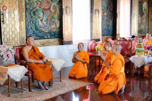 ภาพ No.124018:ผู้รักษาการแทนเจ้าอาวาสวัดมหาจุฬาลงกรณราชูทิศ เมตตาแต่งตั้งให้   “พระมหารณภพ โชติลาโภ” เจ้าอาวาสวัดพระธรรมกายลอนดอน ประเทศอังกฤษ ดำรงตำแหน่งฐานานุกรม ที่ “พระครูวินัยธร” ณ พระอุโบสถกลางน้ำ วัดมหาจุฬาลงกรณราชูทิศ