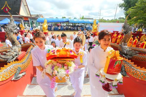 ภาพ No.165249:พิธีทอดกฐิน วัดศรีปูตา จ.เชียงราย ในโครงการกฐินสามัคคีทั่วไทย 30,000 วัด บูชาธรรม 80 ปี หลวงพ่อธัมมชโย โดยคณะศิษยานุศิษย์วัดพระธรรมกาย วันที่ 20 ตุลาคม พ.ศ. 2567