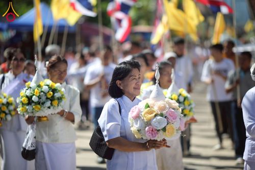 ภาพ No.273380:วันที่ 30 ตุลาคม พ.ศ. 2568 พิธีทอดกฐินสามัคคีทั่วไทย ณ วัดห้วยก้าง ต.ไม้ยา อ.พญาเม็งราย จ.เชียงราย โดยคณะศิษยานุศิษย์ บูชาธรรม 81 ปี หลวงพ่อธัมมชโย