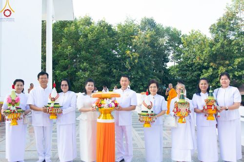 ภาพ No.101028:พิธีบรรพชาธรรมทายาท ในโครงการอุปสมบทบูชาธรรม มหาปูชนียาจารย์ พ.ศ. 2566 ณ วัดหนองไผ่ล้อม จ.ปราจีนบุรี วันที่ 2 ธันวาคม พ.ศ. 2566