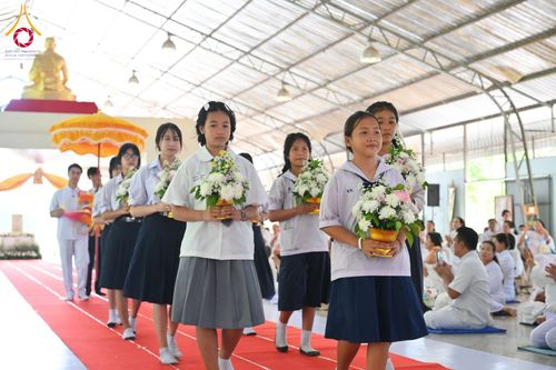 ภาพ No.183515:พิธีทอดกฐิน ณ ศูนย์อบรมเยาวชนอุตรดิตถ์ ในโครงการทอดกฐินสามัคคีทั่วไทย 30,000 วัด บูชาธรรม 80 ปี หลวงพ่อธัมมชโย โดยคณะศิษยานุศิษย์วัดพระธรรมกาย วันที่ 27 ตุลาคม พ.ศ. 2567