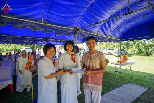 ภาพ No.167098:พิธีทอดกฐิน ณ พุทธอุทยานพรรัตนะแพร่ จ.แพร่ ในโครงการกฐินสามัคคีทั่วไทย 30,000 วัด บูชาธรรม 80 ปี หลวงพ่อธัมมชโย โดยคณะศิษยานุศิษย์วัดพระธรรมกาย วันที่ 22 ตุลาคม พ.ศ. 2567