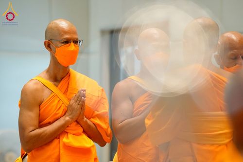 ภาพ No.62066:พิธีอุปสมบทในโครงการอุปสมบทหมู่ บูชาธรรมหลวงพ่อธัมมชโย พ.ศ.2567 ณ อุโบสถ วัดพระธรรมกาย จ.ปทุมธานี วันที่ 13-15 เมษายน พ.ศ. 2567