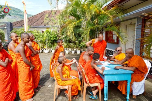 ภาพ No.225530:วันที่ 1 พฤษภาคม พ.ศ. 2568 พิธีเปิดโครงการ สยาม-ลังกา ธรรมยาตรา ฉลองเทศกาลวิสาขบูชาแห่งชาติ ศรีลังกา  และ บูชาธรรม 81 ปี หลวงพ่อธัมมชโย