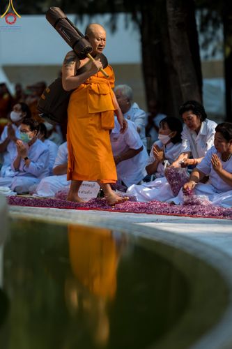 ภาพ No.110346:พิธีต้อนรับพระธรรมยาตรา ในโครงการธรรมยาตรากตัญญูบูชา มหาปูชนียาจารย์ พระมงคลเทพมุนี(สด จนฺทสโร) พระผู้ปราบมาร อนุสรณ์สถาน 7 แห่ง ปีที่ 12 วันที่ 11 มกราคม พ.ศ. 2567 ณ อนุสรณ์สถานลำดับที่ 3 สถานที่เกิดใหม่ในเพศสมณะ วัดสองพี่น้อง จ.สุพรรณบุรี