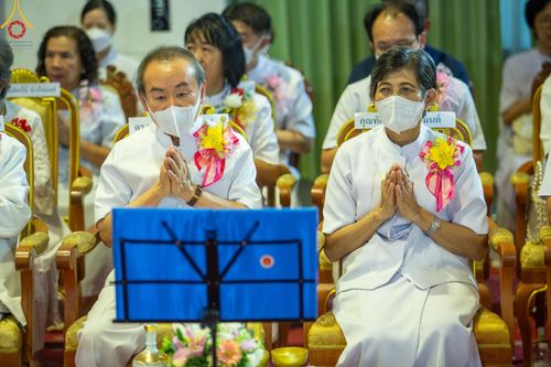 ภาพ No.109809:พิธีเจริญพระพุทธมนต์ ปฏิบัติธรรม  มอบทุนการศึกษา ถวายสังฆทาน 121 วัด วันพุธที่ 10 มกราคม พ.ศ. 2567 ณ อาคารราชวิริยาลังการ วัดไร่ขิง พระอารามหลวง  อ.สามพราน จ.นครปฐม