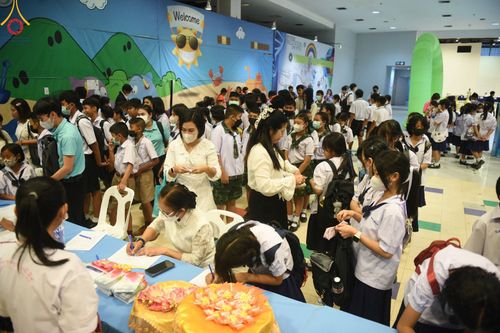 ภาพ No.102284:วันรวมพลังเด็กดี ผู้นำฟื้นฟูศีลธรรมโลก จังหวัดสระบุรี ณ ห้างทวีกิจคอมเพล็กซ์  อ.เมือง จ.สระบุรี วันพุธที่ 13 ธันวาคม พ.ศ. 2566