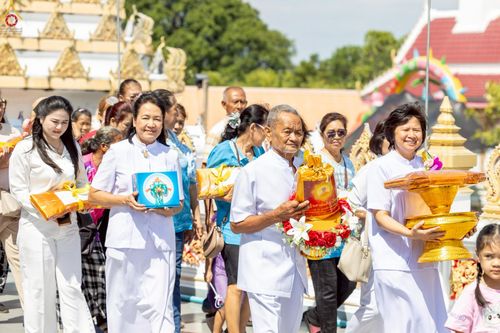 ภาพ No.258734:วันที่ 19 ตุลาคม พ.ศ. 2568 พิธีทอดกฐินสามัคคีทั่วไทย 30,000 วัด โดยคณะศิษยานุศิษย์ บูชาธรรม 81 ปี หลวงพ่อธัมมชโย ณ วัดอินทาราม บ้านโพธิ์ ฉะเชิงเทรา