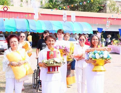 ภาพ No.182473:พิธีทอดกฐิน ณ วัดใหม่ลาดวิถี จ.ประจวบคีรีขันธ์ ในโครงการทอดกฐินสามัคคีทั่วไทย 30,000 วัด บูชาธรรม 80 ปี หลวงพ่อธัมมชโย โดยคณะศิษยานุศิษย์วัดพระธรรมกาย วันที่ 9 พฤศจิกายน พ.ศ. 2567