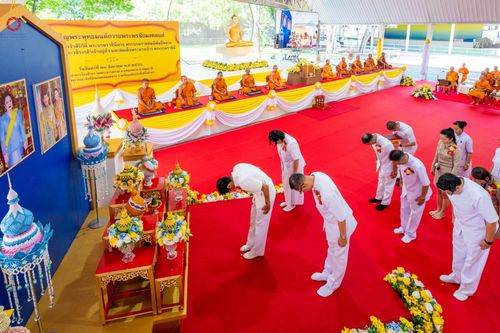 ภาพ No.86620:พิธีเจริญพระพุทธมนต์ถวายพระพรชัยมงคลแด่ สมเด็จพระนางเจ้าสิริกิติ์ พระบรมราชินีนาถ พระบรมราชชนนีพันปีหลวง พระบาทสมเด็จพระวชิรเกล้าเจ้าอยู่หัว และสมเด็จพระนางเจ้าฯ พระบรมราชินี วันจันทร์ที่ ๒๘ สิงหาคม พ.ศ. ๒๕๖๖ ณ มณฑลพิธีฯ อาคารโถงช้างฯ วัดพระธรรมกาย