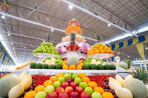 ภาพ No.159112:พิธีบูชาข้าวพระ ในวันอาทิตย์ต้นเดือน วันที่ 6 ตุลาคม พ.ศ. 2567 ณ สภาธรรมกายสากล วัดพระธรรมกาย