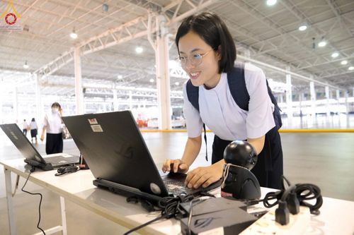 ภาพ No.212558:วันพฤหัสบดีที่ 20 มีนาคม พ.ศ. 2568 การประชุม 3 อาศรม วัดพระธรรมกาย เพื่องาน 22 เมษายน วันคุ้มครองโลก ถวายมหาสังฆทาน 40,000 กว่าวัดทั่วประเทศ