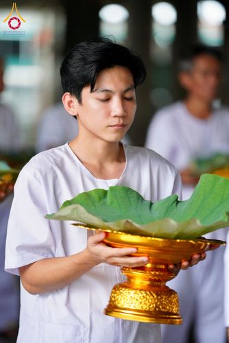 ภาพ No.143897:พิธีตัดปอยผมและปลงผมธรรมทายาท รุ่นเข้าพรรษา ณ มหาวิหารคด คอร์ 16 วัดพระธรรมกาย วันอาทิตย์ที่ 7 กรกฎาคม พ.ศ. 2567