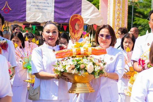 ภาพ No.178480:พิธีทอดกฐิน ณ วัดฟากทุ่ง ต.โนนพลวง อ.ลานกระบือ จ.กำแพงเพชร ในโครงการทอดกฐินสามัคคีทั่วไทย 30,000 วัด บูชาธรรม 80 ปี หลวงพ่อธัมมชโย โดยคณะศิษยานุศิษย์วัดพระธรรมกาย วันที่ 14 พฤศจิกายน พ.ศ. 2567