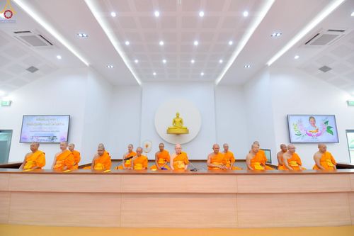 ภาพ No.230029:วันพฤหัสบดีที่ 26 มิถุนายน พ.ศ. 2568 พิธีทอดผ้าป่าฉลองอาคารชุดศูนย์ปฏิบัติธรรมน้ำใสใจสว่าง น้อมบูชาธรรมอายุวัฒนะมงคล 81 ปี หลวงพ่อธัมมชโย ณ ศูนย์ปฏิบัติธรรมน้ำใสใจสว่าง เขตบางกอกน้อย กรุงเทพมหานคร