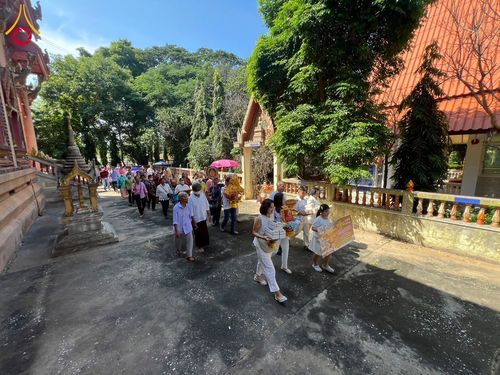 ภาพ No.181581:พิธีทอดกฐิน ณ วัดใหม่ศรัทธาราษฎร์ จ.ชัยนาท ในโครงการทอดกฐินสามัคคีทั่วไทย 30,000 วัด บูชาธรรม 80 ปี หลวงพ่อธัมมชโย โดยคณะศิษยานุศิษย์วัดพระธรรมกาย วันที่ 27 ตุลาคม พ.ศ. 2567