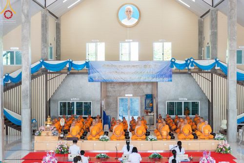 ภาพ No.86002:งานบุญครบรอบ 12 ปี ณ ศูนย์อบรมเยาวชนนครปฐม วันเสาร์ ที่ 19 สิงหาคม พ.ศ. 2566 พิธีทอดผ้าป่าบำรุงศูนย์ และพิธีเจริญพระพุทธมนต์ ฉลองหอฉันคุณยายฯ ประธานสงฆ์  พระมหาคมสัน  ธมฺมาสนฺโน ประธานบุญพิธี กัลฯสุนทรินทร์  จันทนา และคณะเจ้าภาพจังหวัดนครปฐม