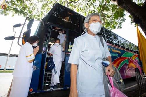 ภาพ No.88859:พิธีบูชาครูผู้ค้นพบวิชชาธรรมกาย วันศุกร์ที่ 29 กันยายน พ.ศ. 2566 วันเพ็ญขึ้น 15 ค่ำ เดือน 10 ณ วัดพระธรรมกาย