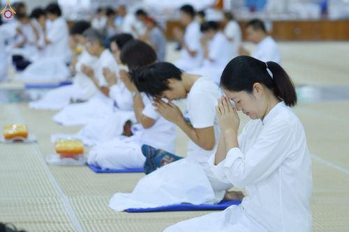 ภาพ No.234794:วันศุกร์ที่ 25 กรกฎาคม พ.ศ. 2568 (วันพระ แรม 15 ค่ำ เดือน 8) พิธีบุพเปตพลี ครั้งที่ 167 ร่วมอุทิศบุญแด่หมู่ญาติที่ล่วงลับไปแล้ว และสืบทอดอายุพระพุทธศาสนา ณ หอฉันคุณยายอาจารย์ฯ วัดพระธรรมกาย