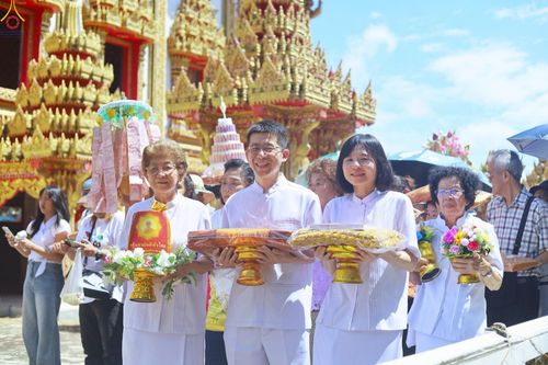 ภาพ No.260958:วันที่ 19 ตุลาคม พ.ศ. 2568 พิธีทอดกฐินสามัคคีทั่วไทย 30,000 วัด โดยคณะศิษยานุศิษย์ บูชาธรรม 81 ปี หลวงพ่อธัมมชโย ณ วัดบัลลังก์ อ.หนองหญ้าไซ จ.สุพรรณบุรี