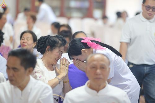 ภาพ No.269146:วันที่ 26 ตุลาคม พ.ศ. 2568 พิธีทอดกฐินสามัคคีทั่วไทย ณ วัดป่าตาลใต้ อ.ขุนตาล จ.เชียงราย โดยคณะศิษยานุศิษย์ บูชาธรรม 81 ปี หลวงพ่อธัมมชโย