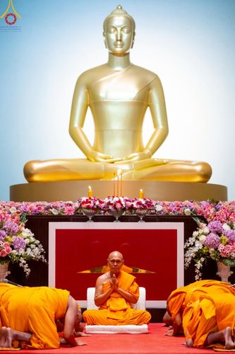 ภาพ No.217411:วันเสาร์ที่ 12 เมษายน พ.ศ. 2568 พิธีอุปสมบท ในโครงการอุปสมบทหมู่ บูชาธรรมหลวงพ่อธัมมชโย, โครงการธรรมทายาท ระดับอุดมศึกษา รุ่นที่ 52 ,  โครงการบวชพระนานาชาติ AEC & WAB CEO รุ่นที่ 4 ณ วัดพระธรรมกาย