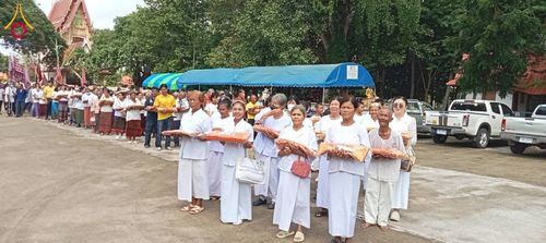 ภาพ No.183133:พิธีทอดกฐิน ณ วัดบ้านปราสาท จ.บุรีรัมย์ ในโครงการทอดกฐินสามัคคีทั่วไทย 30,000 วัด บูชาธรรม 80 ปี หลวงพ่อธัมมชโย โดยคณะศิษยานุศิษย์วัดพระธรรมกาย วันที่ 20 ตุลาคม พ.ศ. 2567