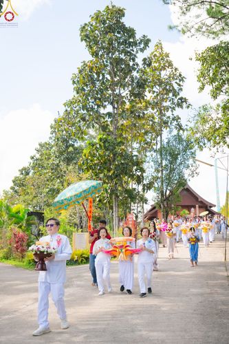 ภาพ No.94115:พิธีทอดกฐิน เพื่อสร้างกำแพงแก้วรอบวัด ณ วัดทุ่งเจริญธรรม อ.อมก๋อย จ.เชียงใหม่ วันที่ 10 พฤศจิกายน พ.ศ. 2566