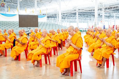 ภาพ No.240155:วันอาทิตย์ที่ 24 สิงหาคม พ.ศ. 2568 งานบุญวันอาทิตย์ พิธีจุดเทียนใจ ไฟนิรันด์ อนันตชัย ณ วัดพระธรรมกาย จ.ปทุมธานี