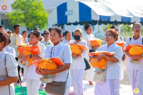 ภาพ No.135616:พิธีขอขมารับผ้าไตร , พิธีบรรพชา ในโครงการบรรพชาสามเณร ฟื้นฟูพระพุทธศาสนาทั่วไทย  ณ ศูนย์ปฏิบัติธรรมสวนผึ้ง จ.ราชบุรี วันที่ 4 เมษายน พ.ศ. 2567