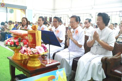 ภาพ No.269902:วันที่ 11 ตุลาคม พ.ศ. 2568 พิธีทอดกฐินสามัคคีทั่วไทย ณ วัดช่องลม อำเภอเมือง จังหวัดสมุทรสงคราม โดยคณะศิษยานุศิษย์ บูชาธรรม 81 ปี หลวงพ่อธัมมชโย