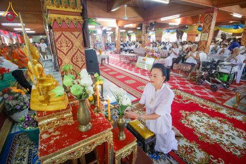 ภาพ No.169316:พิธีทอดกฐิน ณ วัดสุนทรประดิษฐ์ จ.พิษณุโลก ในโครงการกฐินสามัคคีทั่วไทย 30,000 วัด บูชาธรรม 80 ปี หลวงพ่อธัมมชโย โดยคณะศิษยานุศิษย์วัดพระธรรมกาย วันที่ 25 ตุลาคม พ.ศ. 2567