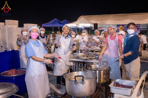 ภาพ No.117361:พิธีถวายภัตตาหารเป็นสังฆทาน แด่คณะพระธรรมยาตรา วันที่ 23 มกราคม พ.ศ. 2567 ณ อนุสรณ์สถานบางปลา อ.บางเลน จ.นครปฐม